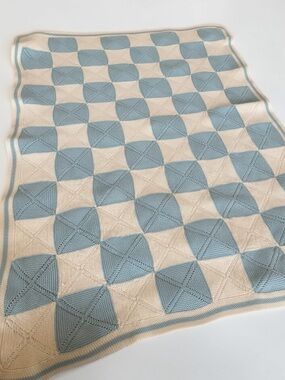 Vintage Hand Knit Baby Blanket Blue White Heirloom Nursery Gift Throw